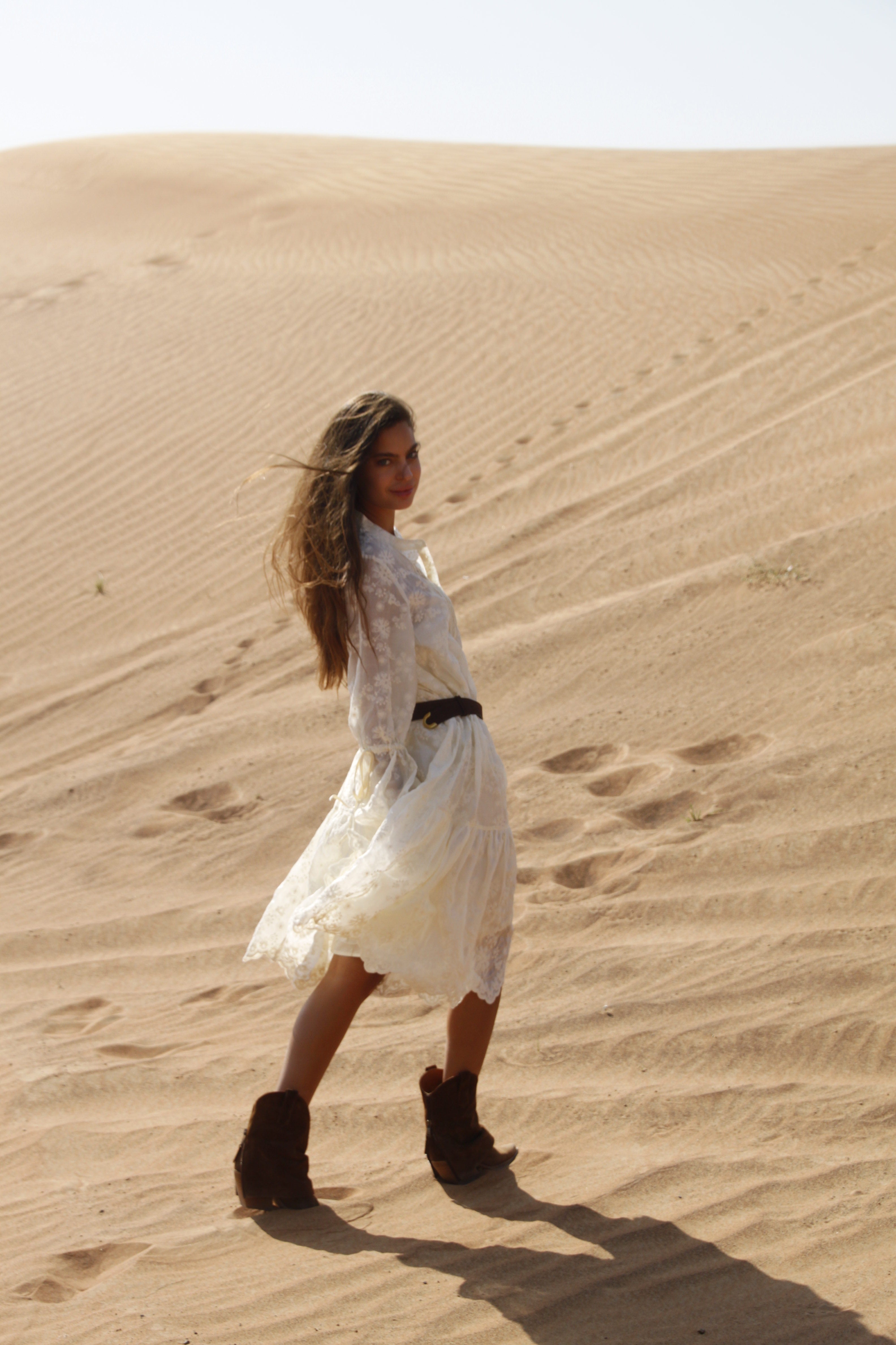 AlannaLL Midi Dress - Creme