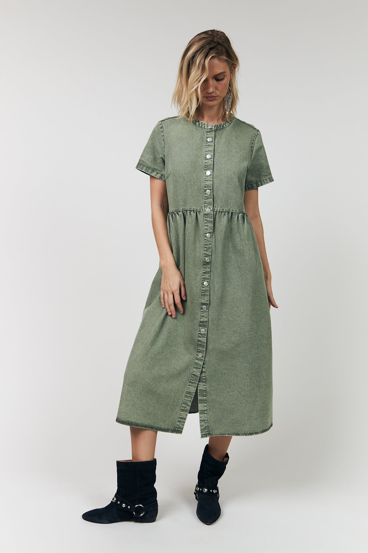 AliyaLL denimkjole i dusty green | Lollys Laundry