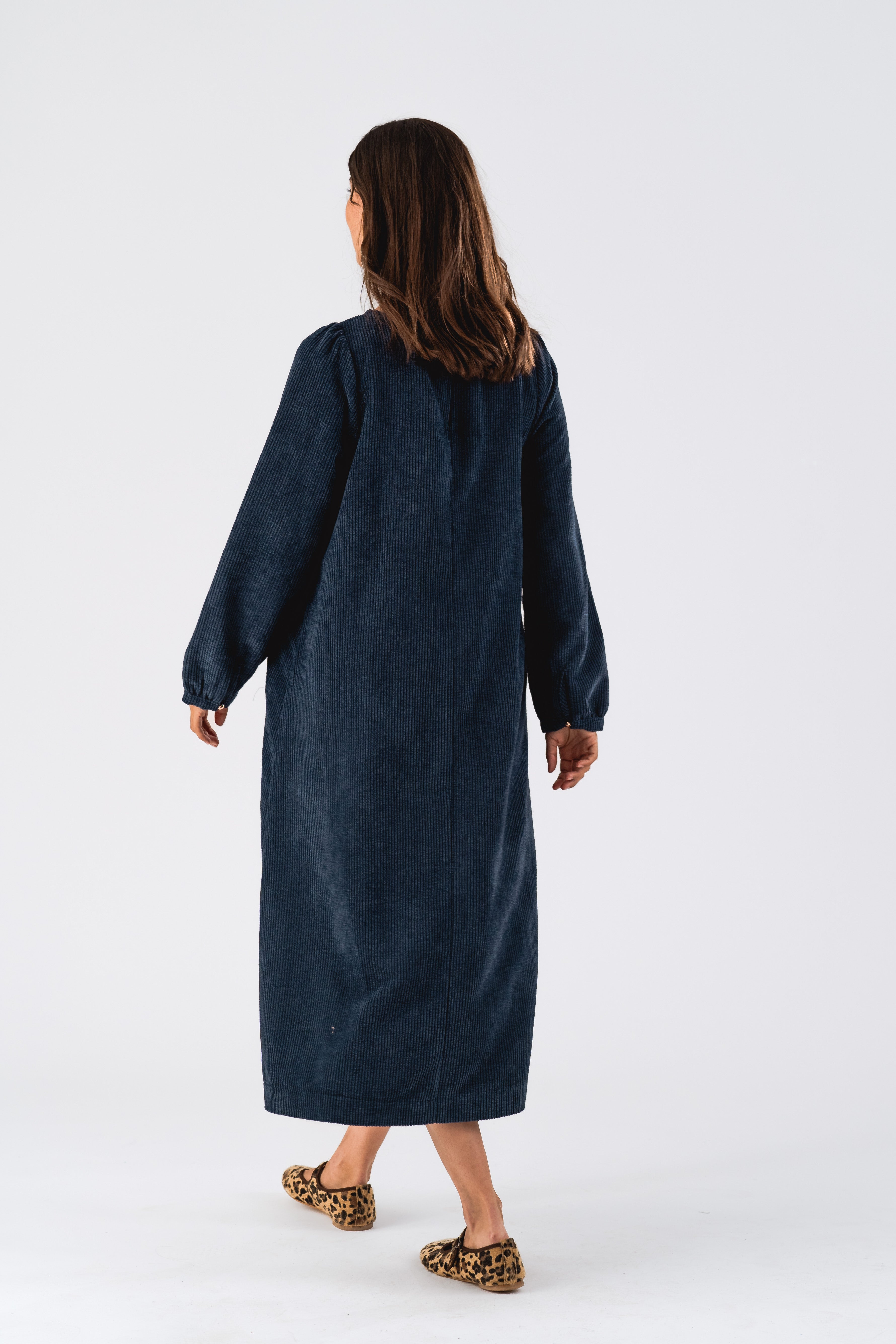 LucasLL Midi Dress LS - Dark Blue