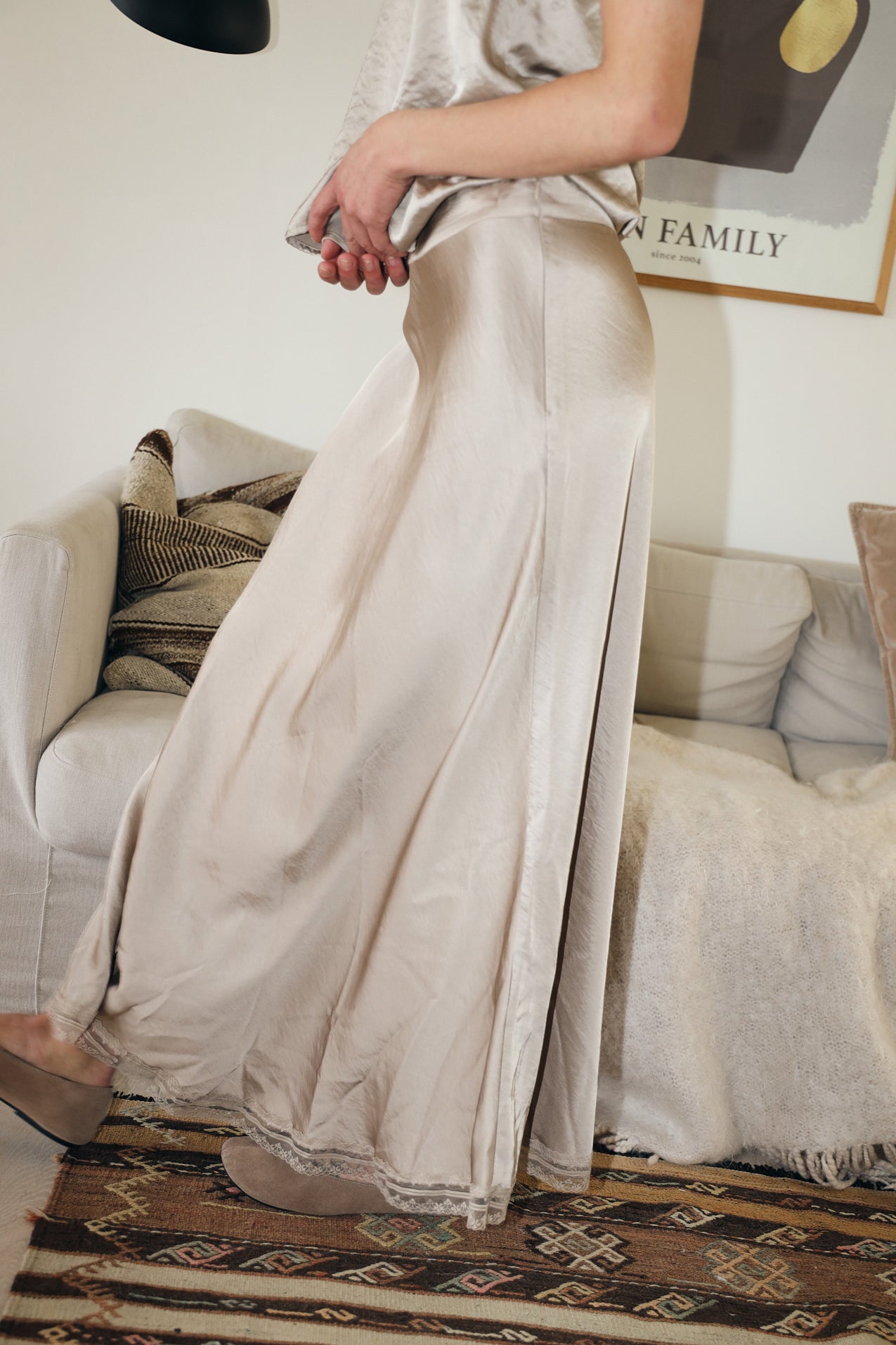 MioLL Midi Skirt - Beige