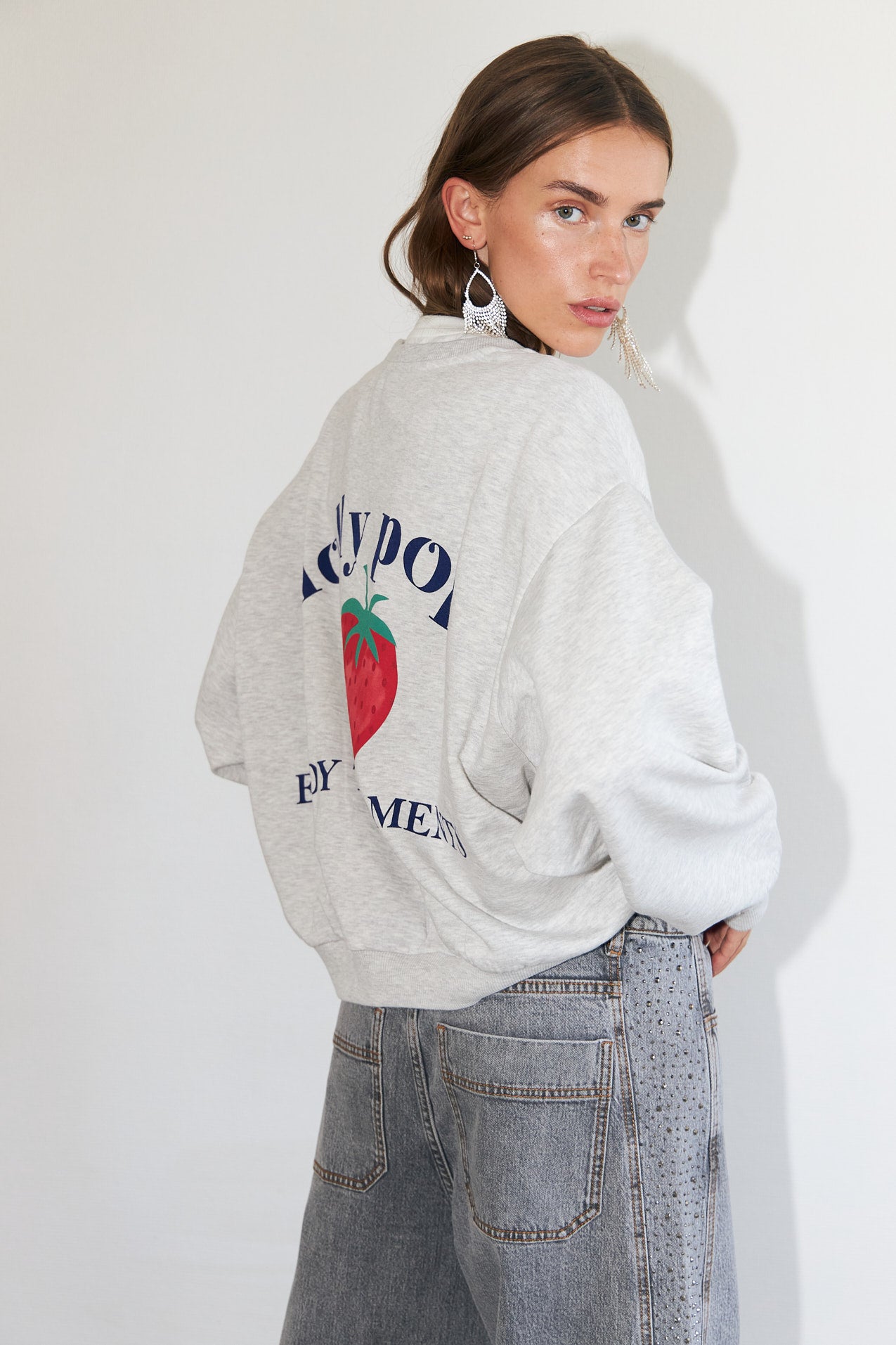 SydneyLL Strawberry Sweatshirt - Light Grey Melange