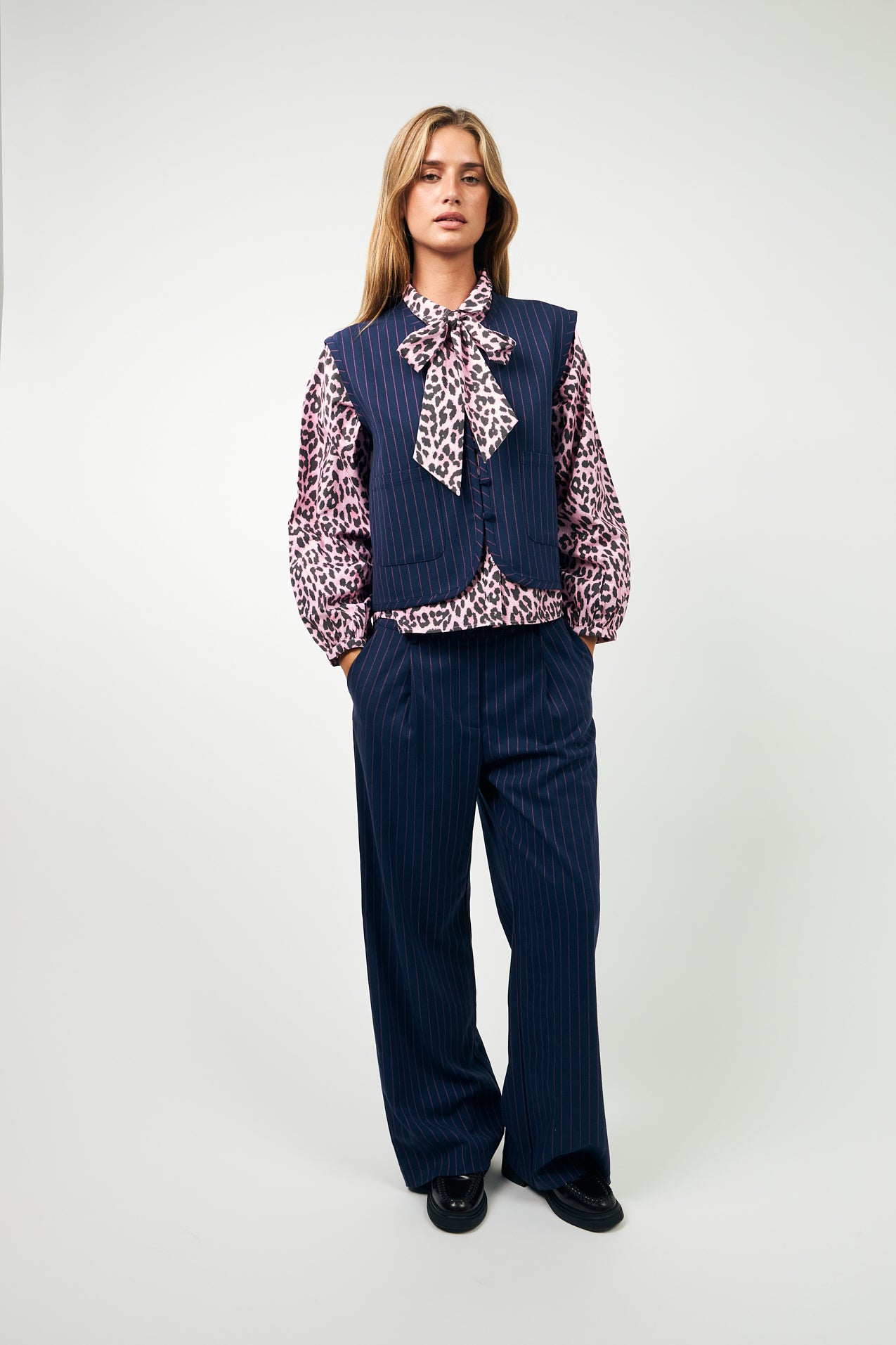 AbbeyLL Vest - Dark Navy