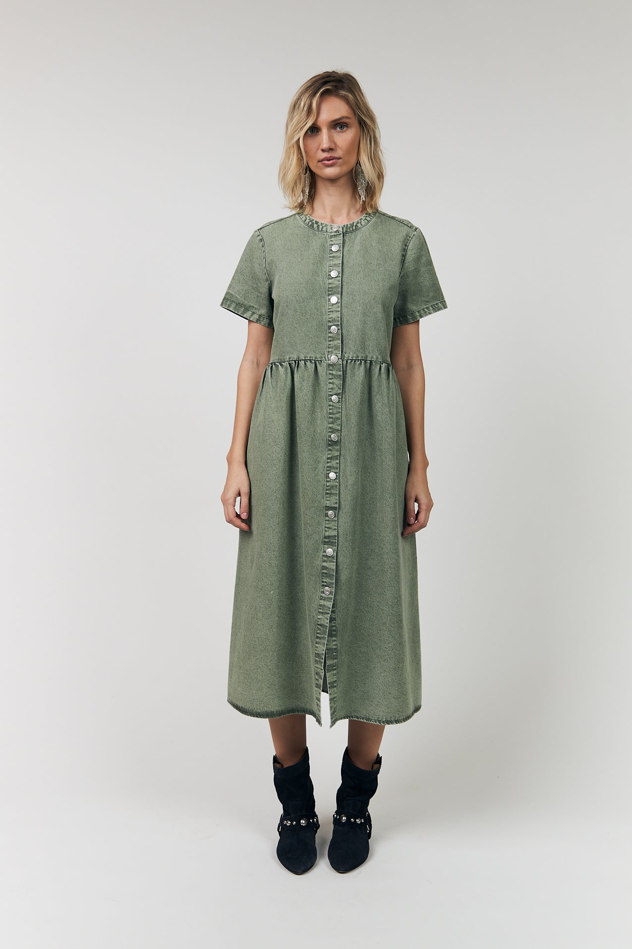 AliyaLL denimkjole i dusty green | Lollys Laundry