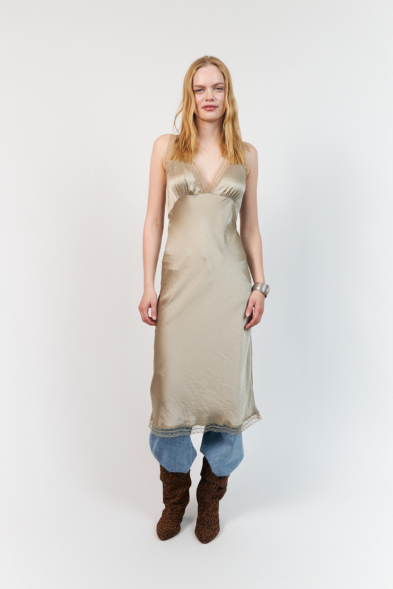 ClariLL Midi Dress - Beige