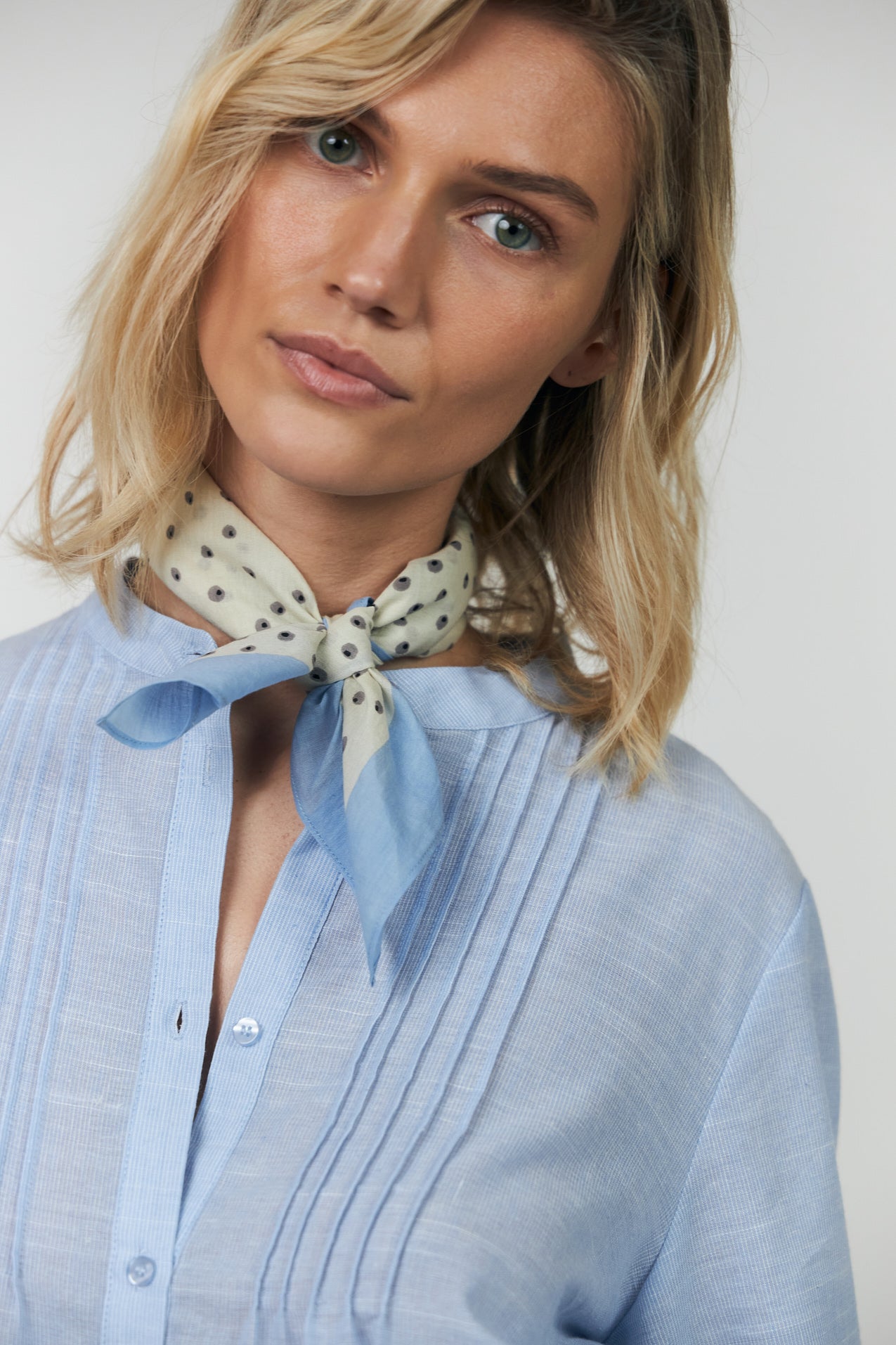 DotLL Scarf - 22 Light Blue