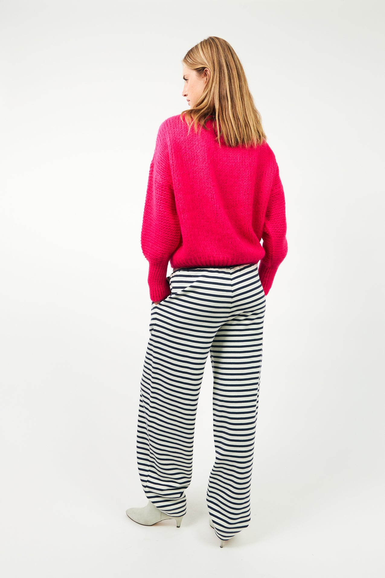 IsoldeLL Knit Jumper - Neon Pink
