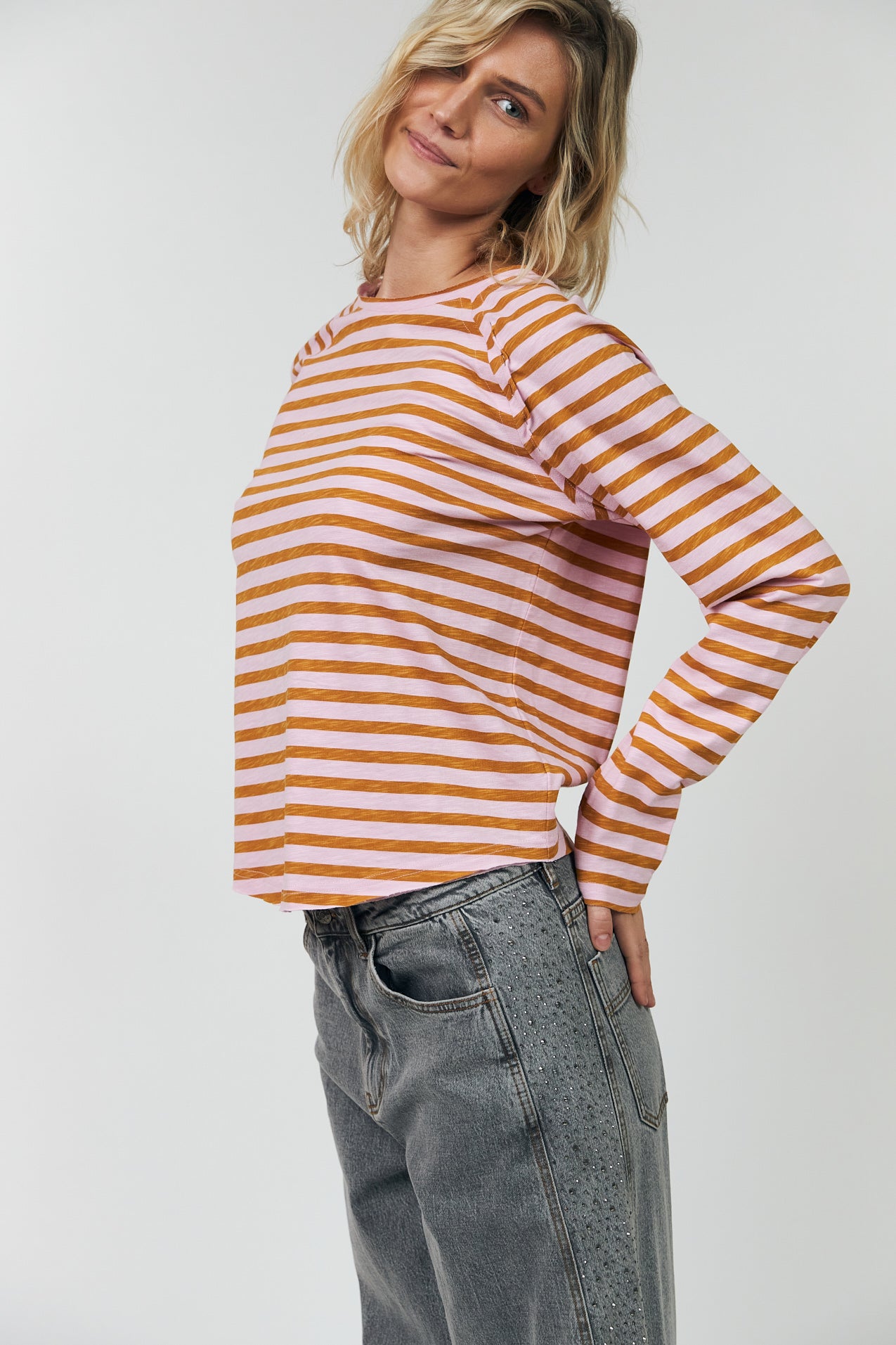 LivaLL Tee - 84 Light Pink