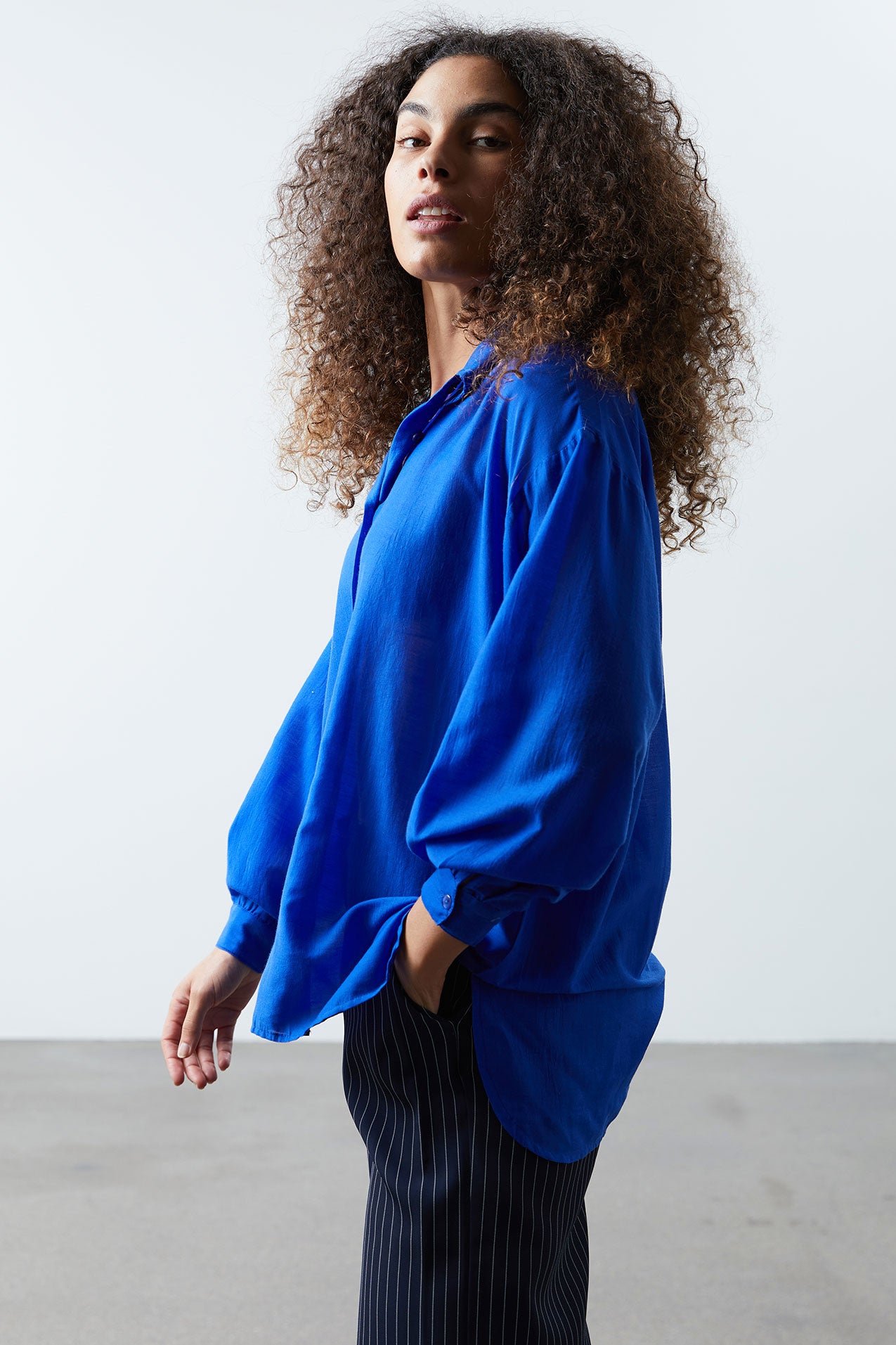 Nola Shirt - Neon Blue